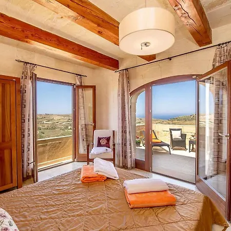 Country house Dream By Hamlet Ghasri (Gozo)