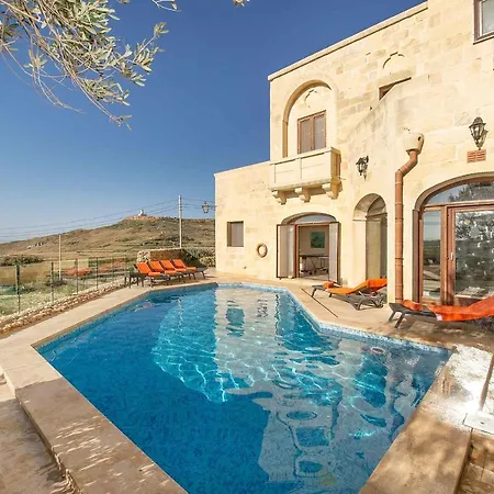 Dream By Hamlet * Għarb